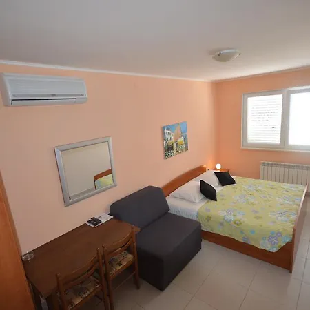 Villa Castello Residence Zrnovo Zewnętrze zdjęcie